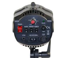 Falcon Eyes Flash da studio SS-150D