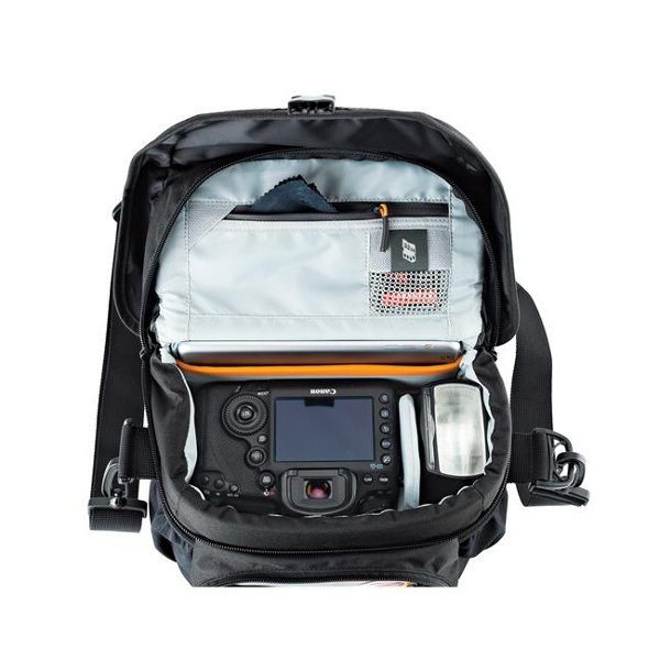 Lowepro Nova 170 AW II Nero