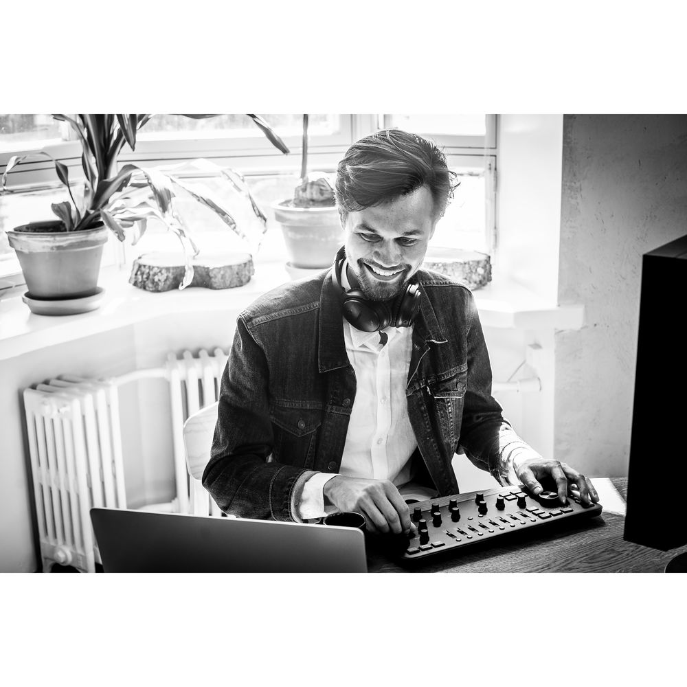 Loupedeck+ Photo e Video Editing Console