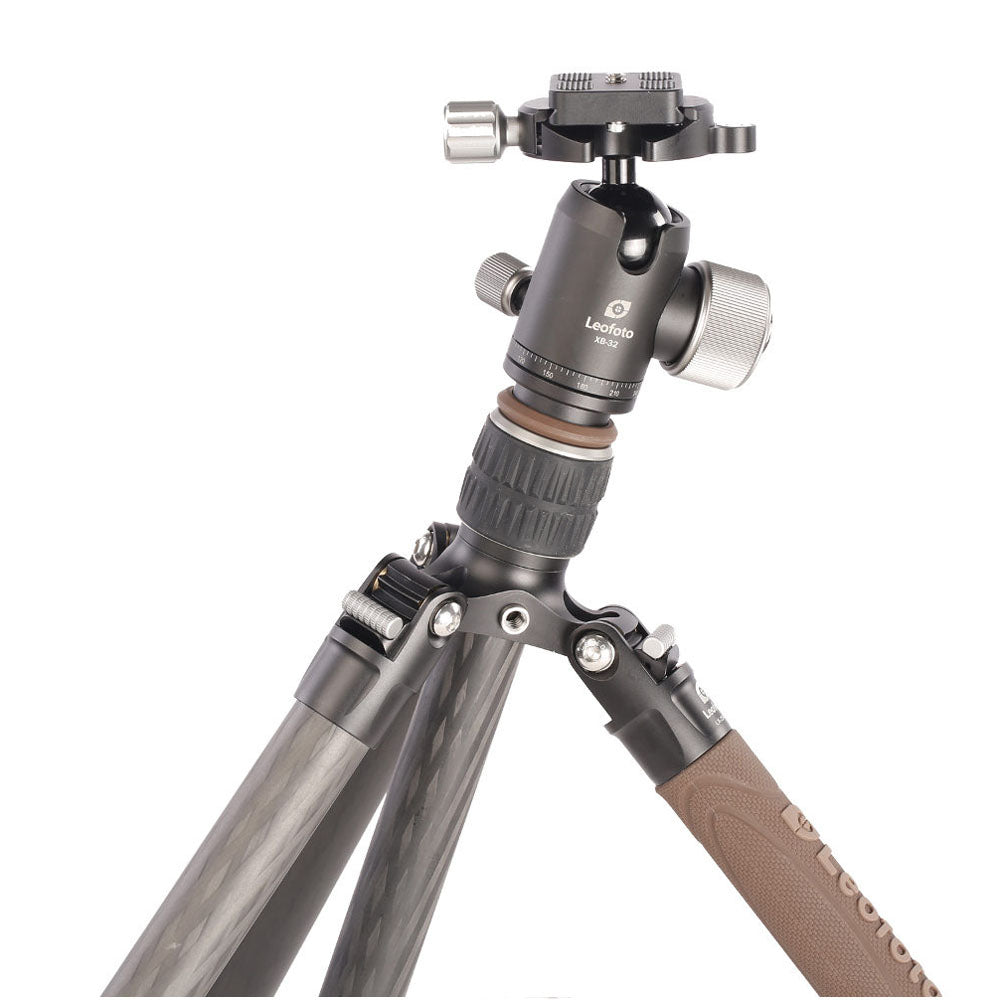 Leofoto Urban LX-284CT Treppiede + testa a sfera XB-38