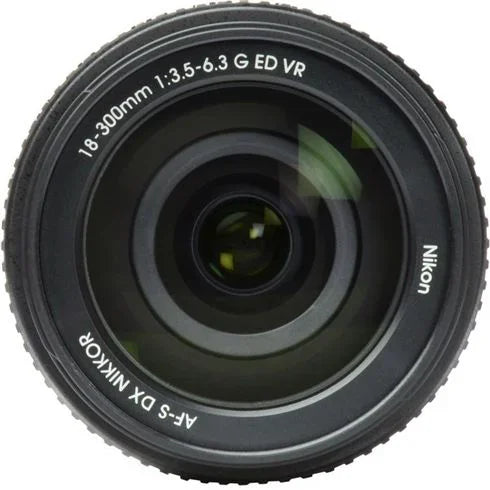 Nikon D7500 + AF-S DX NIKKOR 18-300 II VR