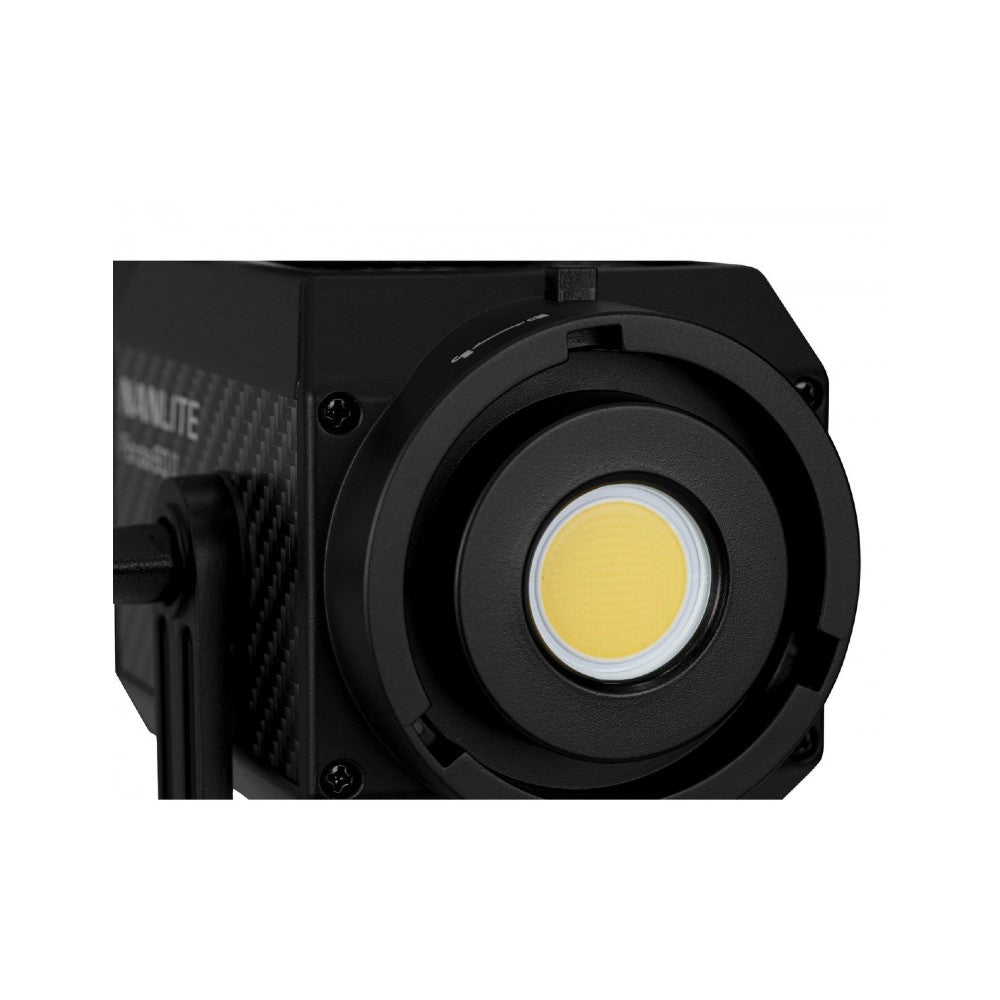 Nanlite Forza 60 II LED triple kit (con custodia, stativo, fresnel e softbox)