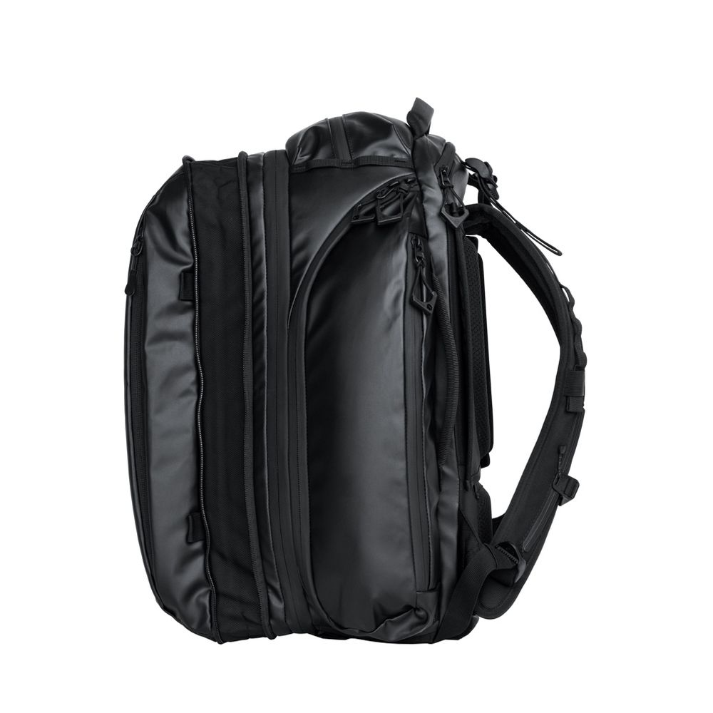 WANDRD Transit 35L Zaino da viaggio nero pacchetto essenziale