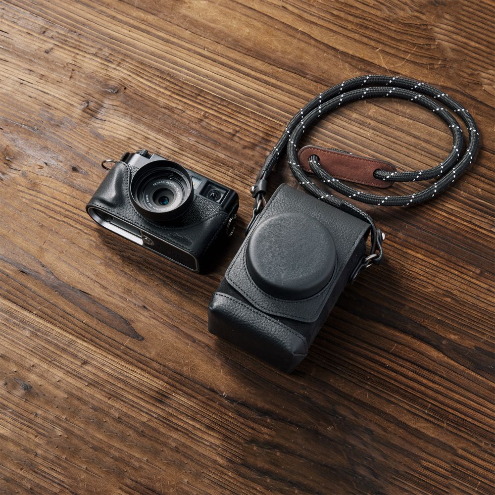 SmallRig 5219 Leather Case Kit for FUJIFILM X half, black