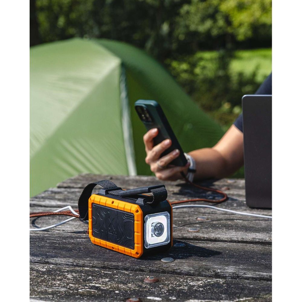 Xtorm Powerbank 100W Rugged 40.000 mAh con torcia