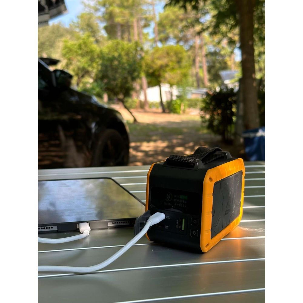 Xtorm Powerbank 100W Rugged 40.000 mAh con torcia