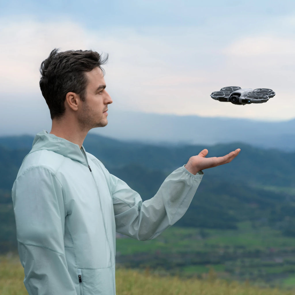 DJI Neo 2 Fly More Combo con controller RC-N3