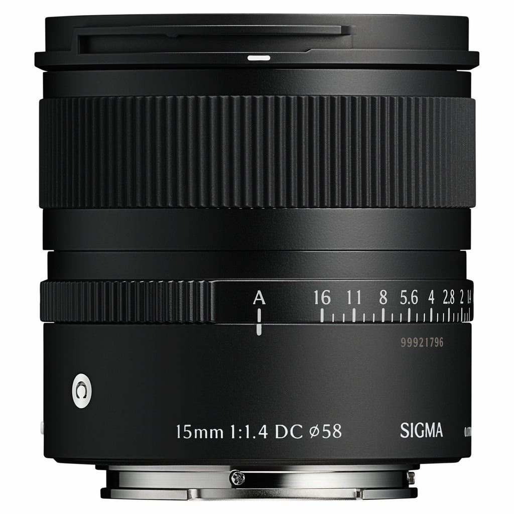 Sigma 15mm f/1.4 DC Contemporary - Sony E-Attacco