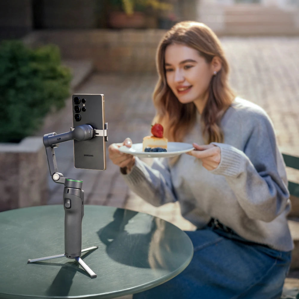 DJI Osmo Mobile 8P Advanced Tracking Combo OUTLET