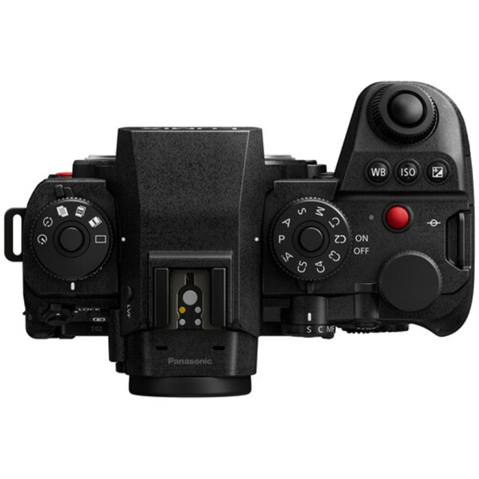Panasonic Lumix DC-S1R mark II + Lumix S 35mm f/1.8