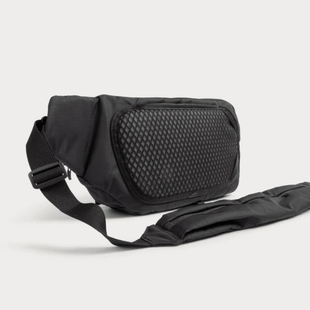 Moment Balance Sling 7L - Black